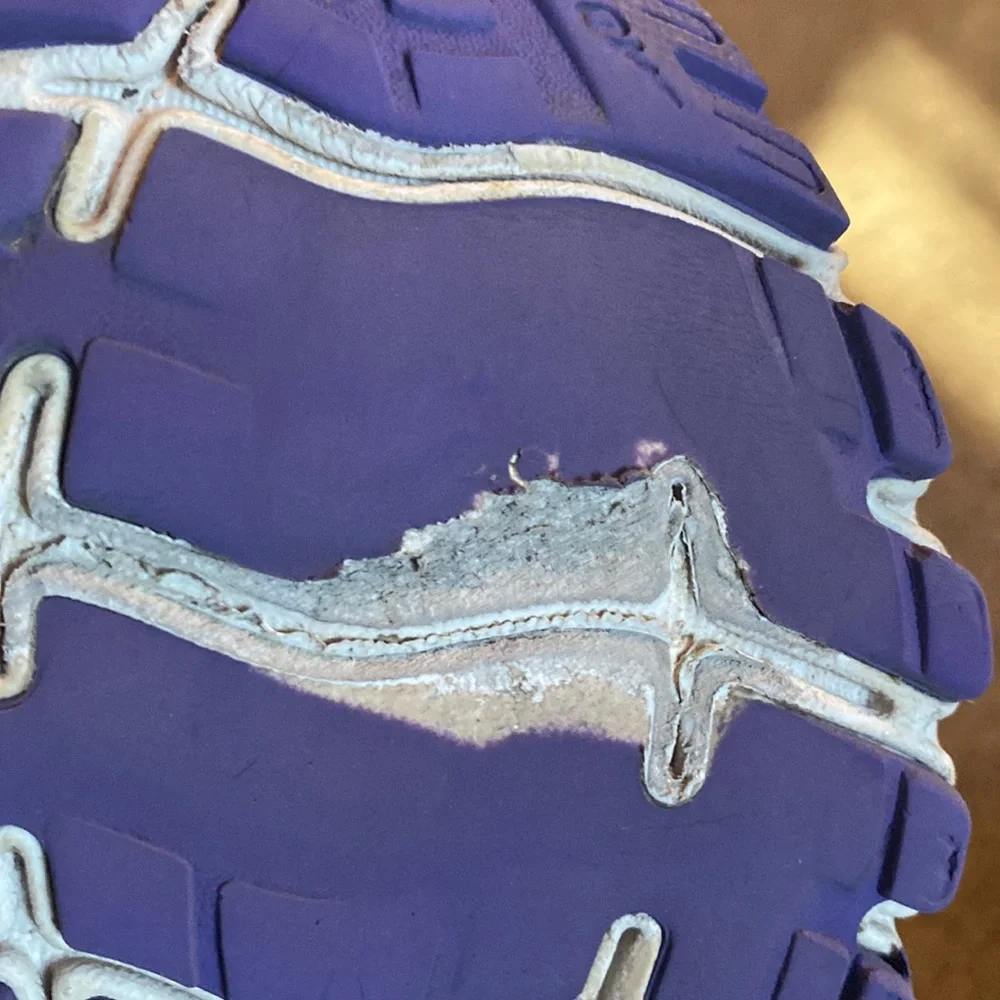 Womens Brooks size 8 - Picture 7 of 7